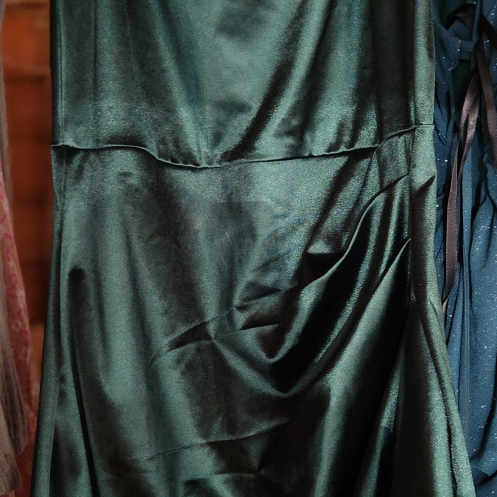 Elegant Green Satin Prom Dress